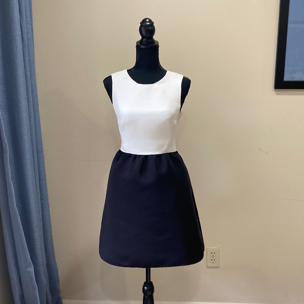 Kate Spade cream and black Cocktail dress Sz 0